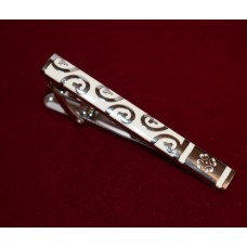 Kaklasaites piespraude